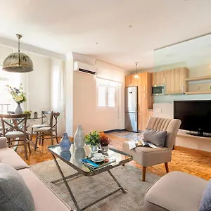 Apartment Genteel Tomas Heredia