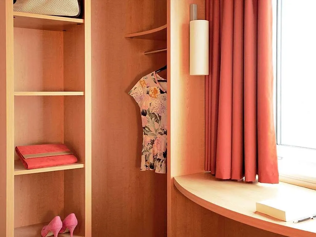 Ibis Malaga Centro Ciudad Otel